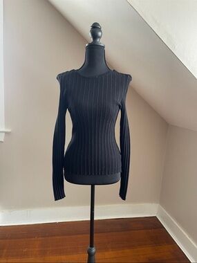 H&M Black Ribbed Knit Crewneck Top